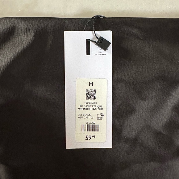 Dynamite skirt - Picture 3 of 3